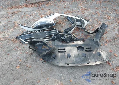 2018 Hyundai Elantra Value Edition из США, поврежденный, VIN 5NPD84LF1JH377457